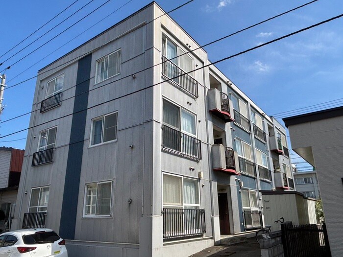 物件外観写真2　(外観写真)