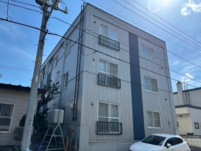 物件外観写真3　(外観写真)