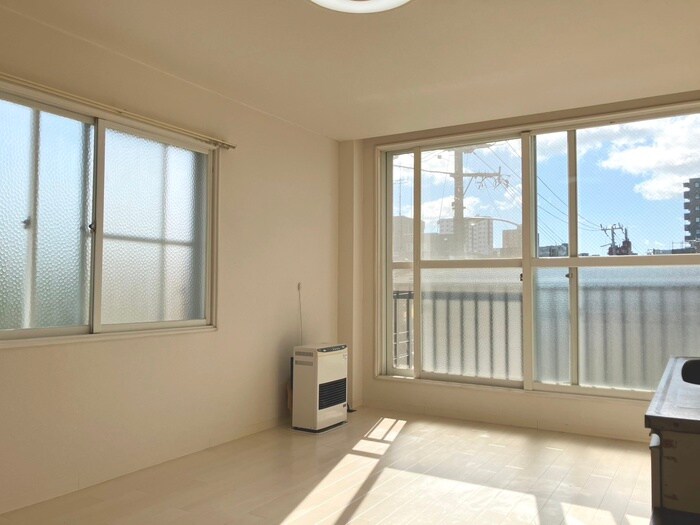 物件内観写真11　(居室)