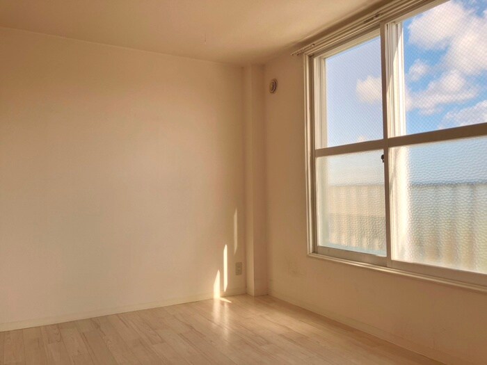 物件内観写真13　(居室)