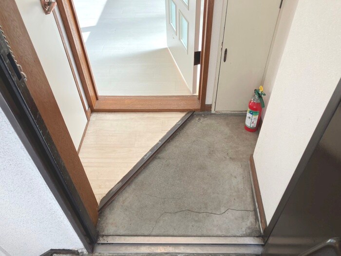 物件内観写真22　(玄関)