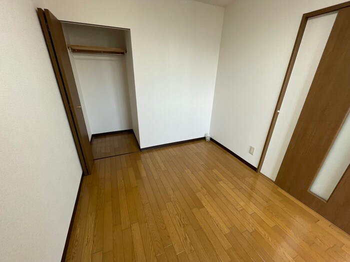 物件内観写真11　(居室)