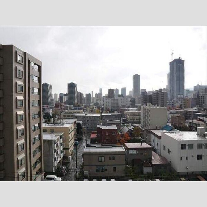 物件内観写真13　(室内からの展望)