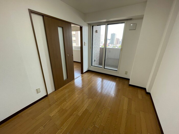 物件内観写真13　(居室)