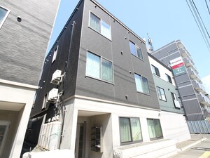 ラフレーズN３４　East外観写真