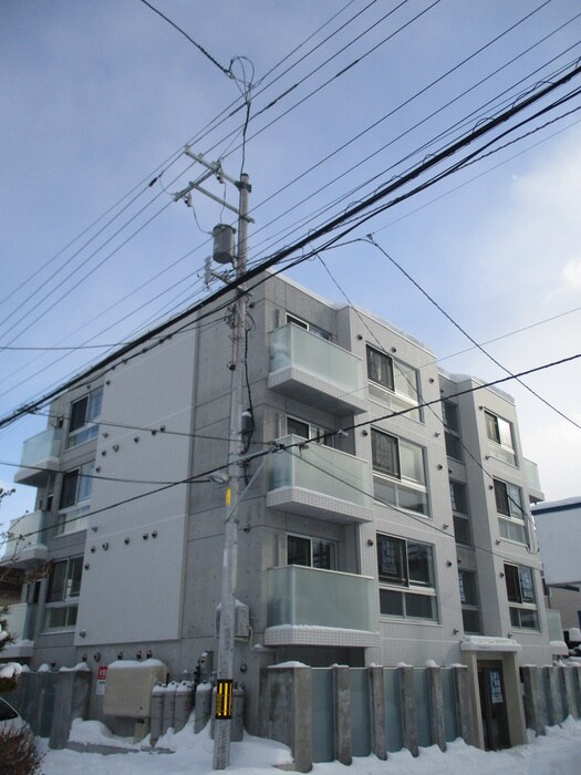 物件外観写真1　(外観写真)