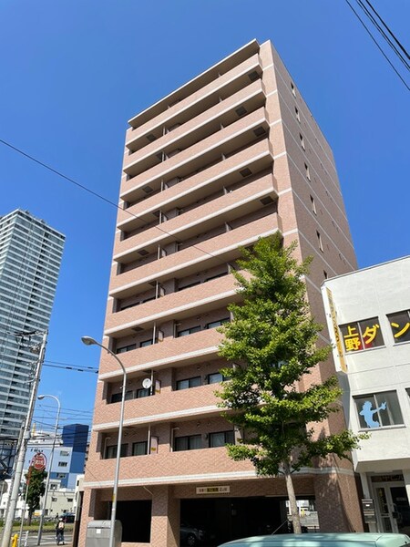 パ－クヒルズＯＭ中央１２外観写真