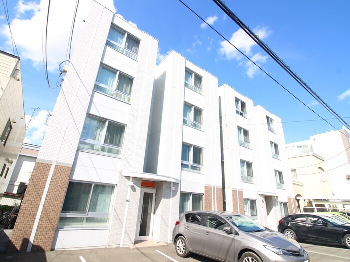 物件外観写真1　(外観写真)