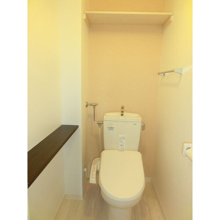 物件内観写真12　(トイレ)