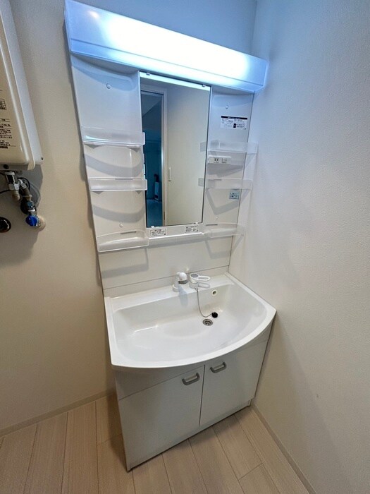 物件内観写真15　(洗面)