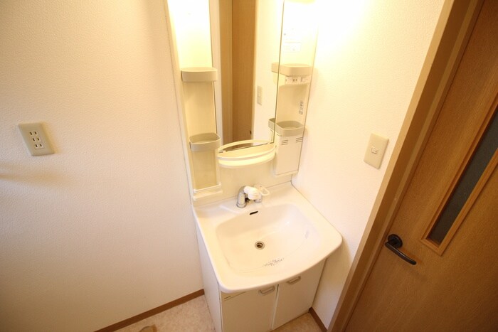 物件内観写真15　(洗面)