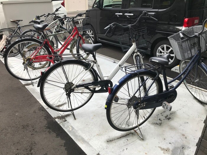 物件外観写真6　(駐輪場)