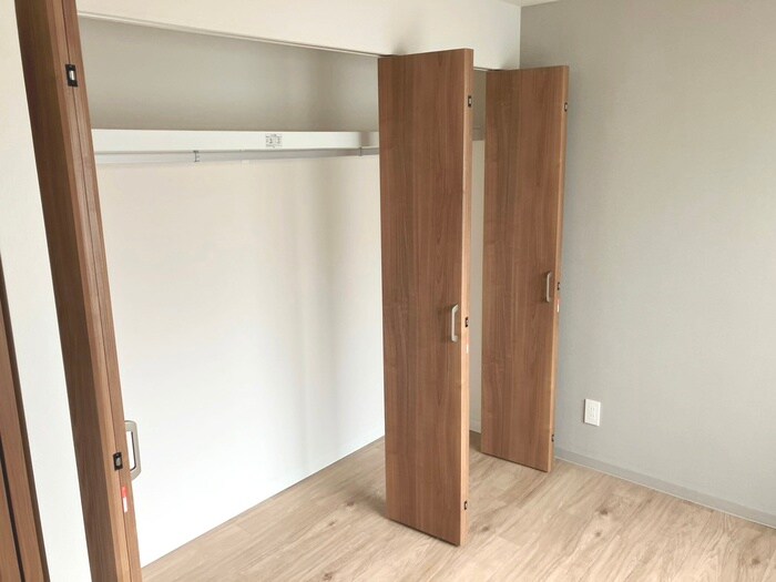 物件内観写真16　(居室)