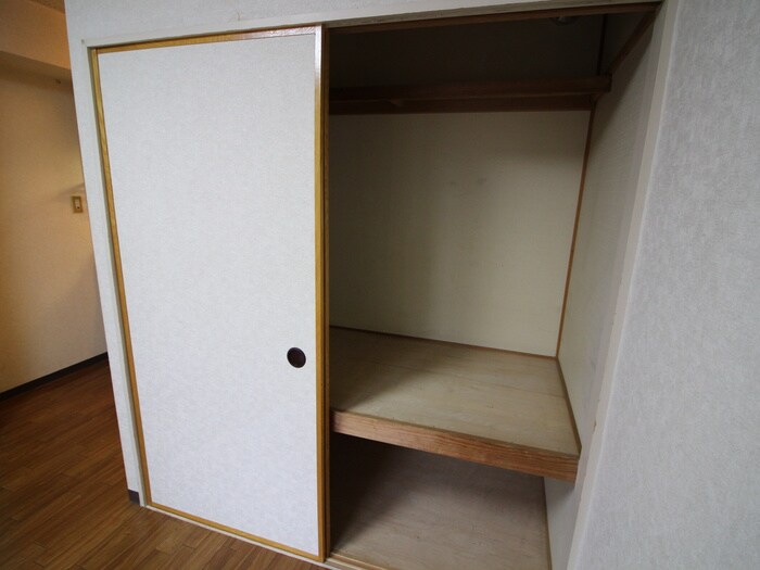 物件内観写真16　(収納)