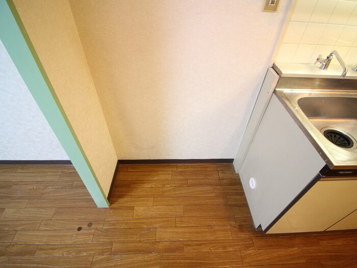 物件内観写真18　(洗濯機置場)