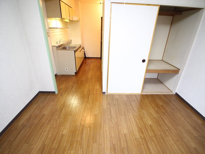 物件内観写真20　(居室)