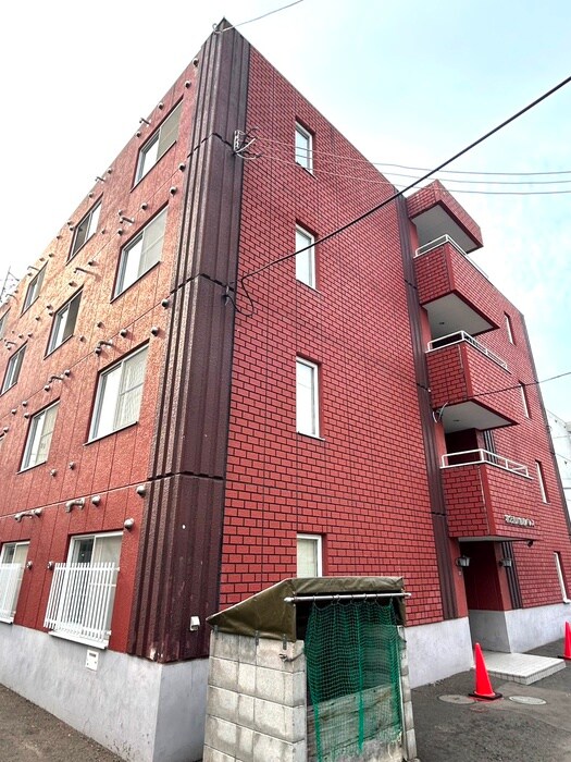 物件外観写真3　(外観写真)