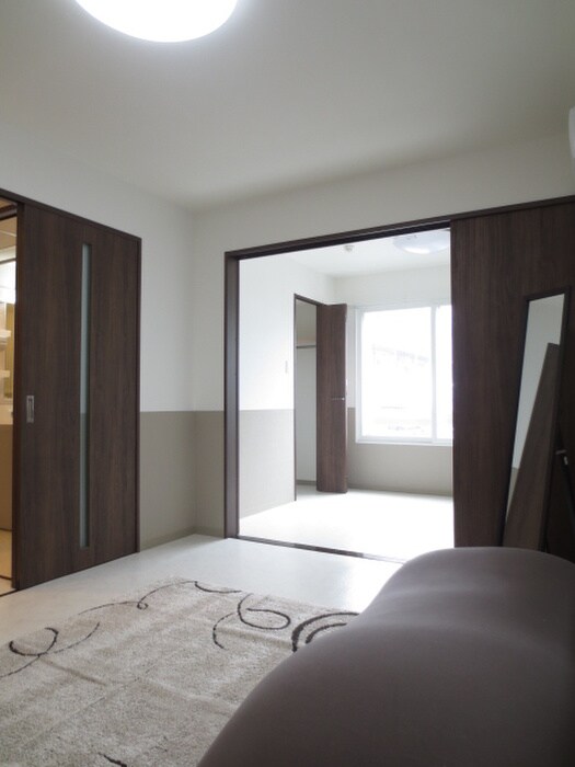 物件内観写真8　(居室)