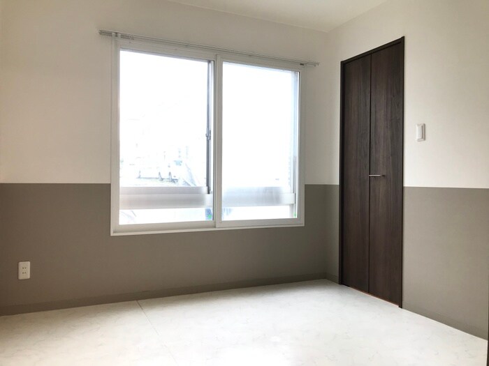 物件内観写真12　(居室)