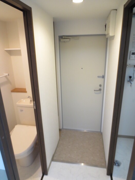 物件内観写真22　(玄関)