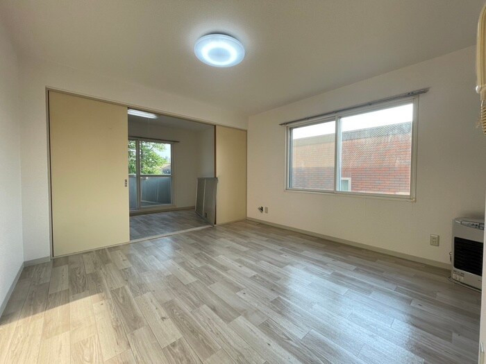 物件内観写真10　(居室)