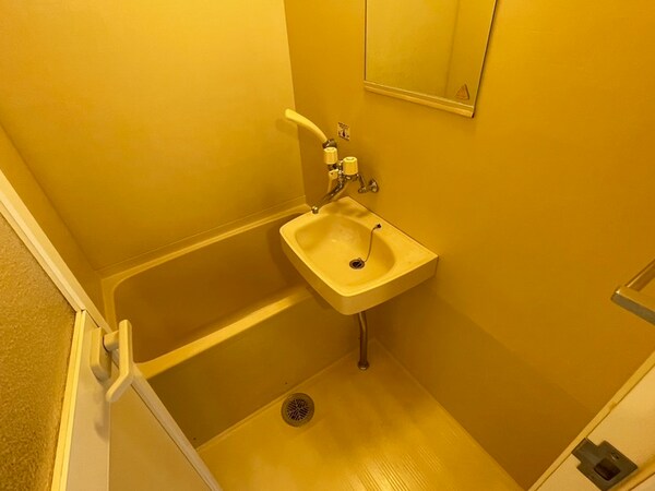 バス／シャワールーム等