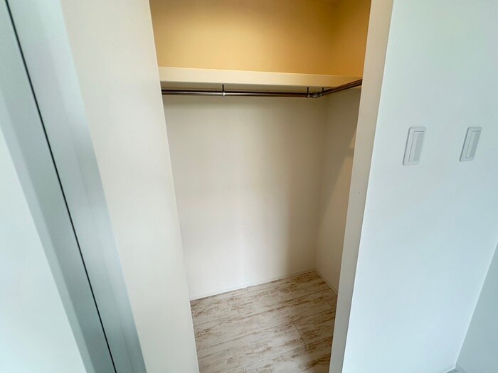 物件内観写真16　(収納)