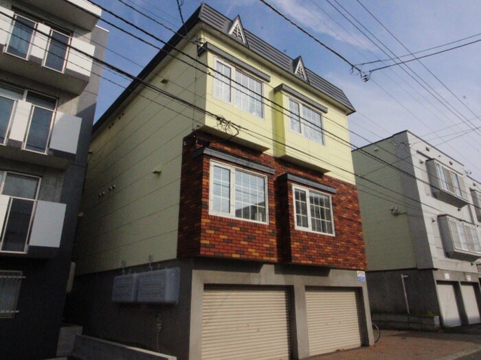 物件外観写真2　(外観写真)