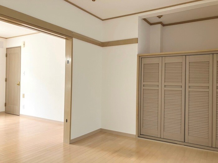 物件内観写真13　(居室)