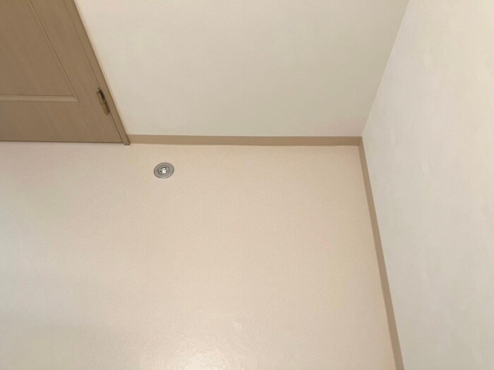 物件内観写真17　(洗濯機置場)