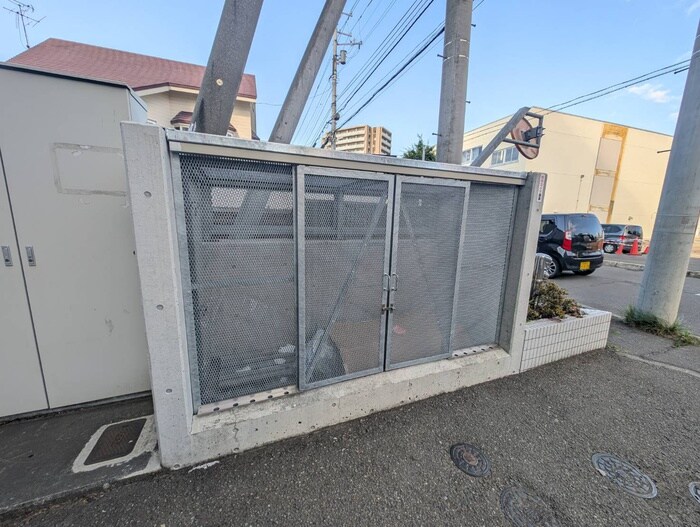 物件外観写真6　(建物設備)