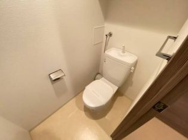 物件内観写真13　(トイレ)