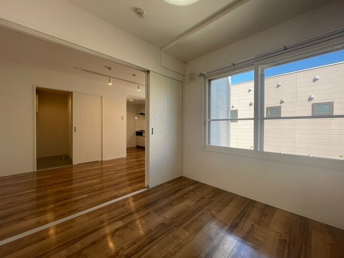 物件内観写真19　(居室)