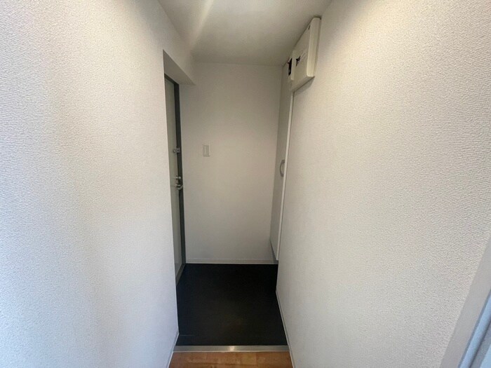 物件内観写真22　(玄関)