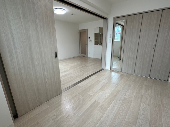 物件内観写真11　(居室)