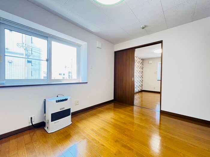 物件内観写真9　(居室)