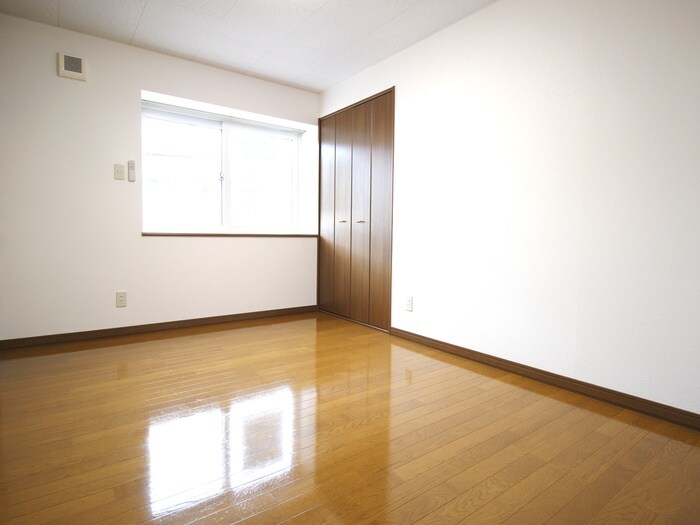 物件内観写真11　(居室)