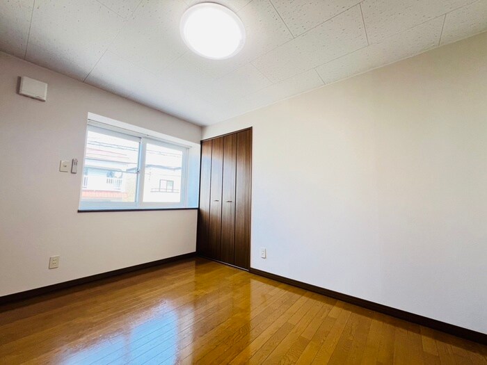 物件内観写真11　(居室)