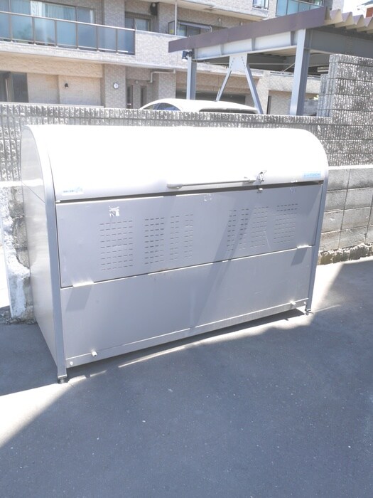 物件外観写真4　(建物設備)