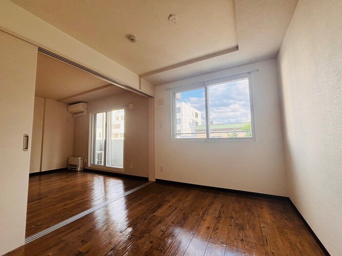 物件内観写真18　(居室)