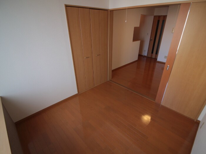 物件内観写真17　(居室)