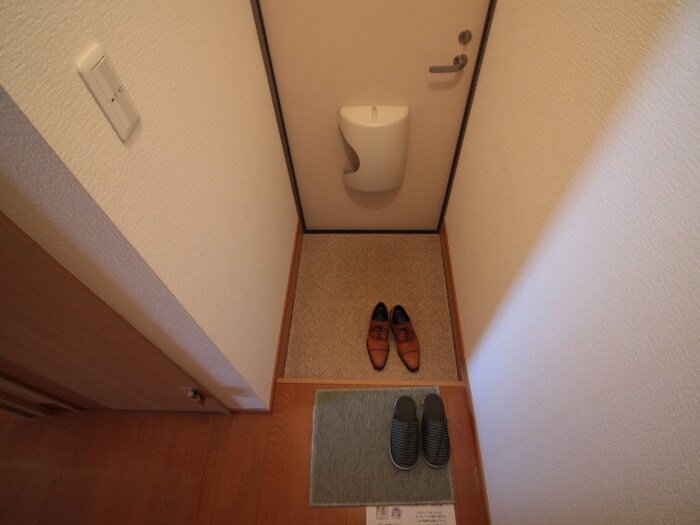 物件内観写真21　(玄関)
