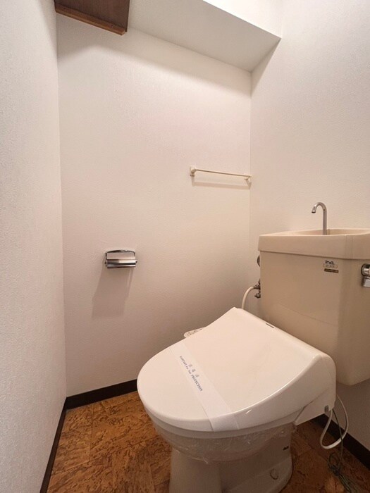 物件内観写真13　(トイレ)
