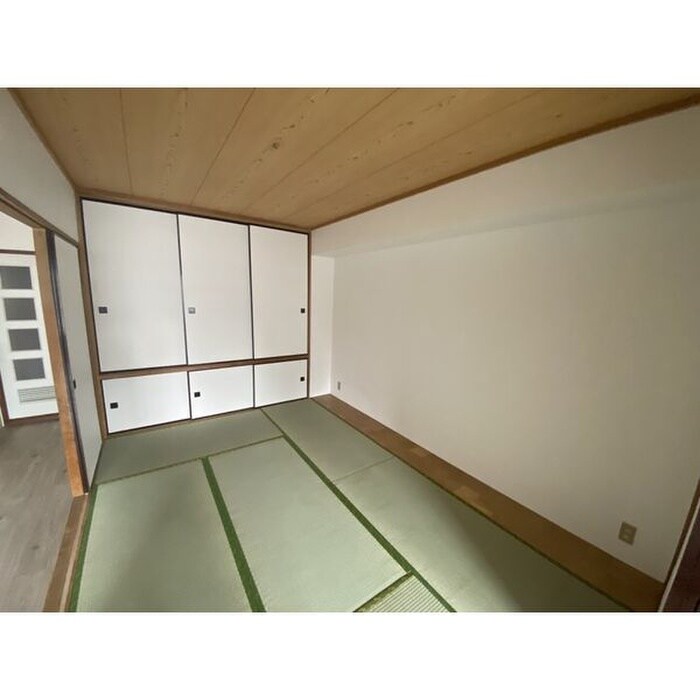 物件内観写真14　(居室)