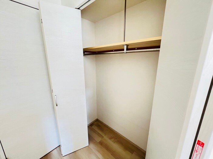 物件内観写真15　(収納)