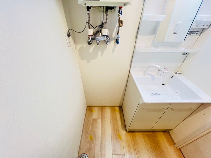 物件内観写真19　(洗濯機置場)