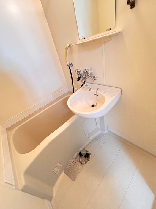 物件内観写真12　(バス／シャワールーム等)