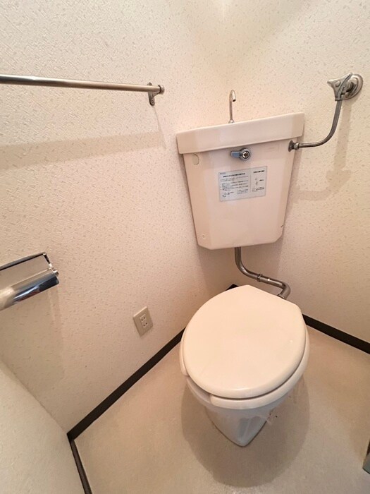 物件内観写真13　(トイレ)