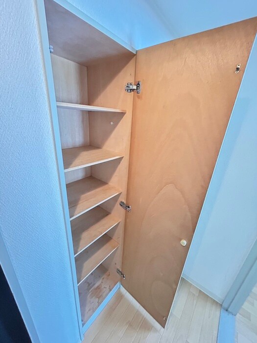 物件内観写真18　(靴箱)