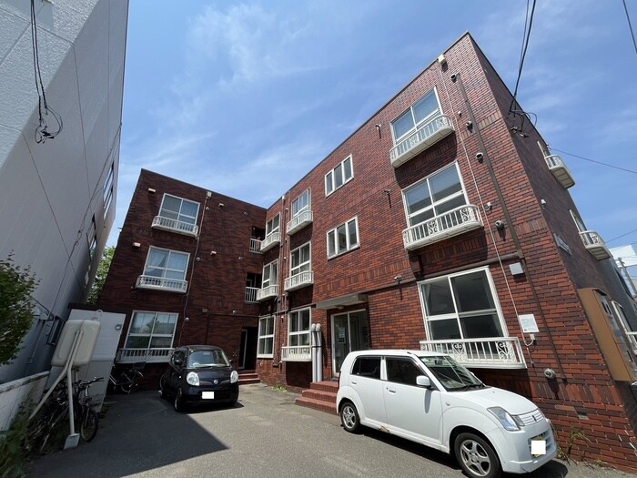 物件外観写真1　(外観写真)